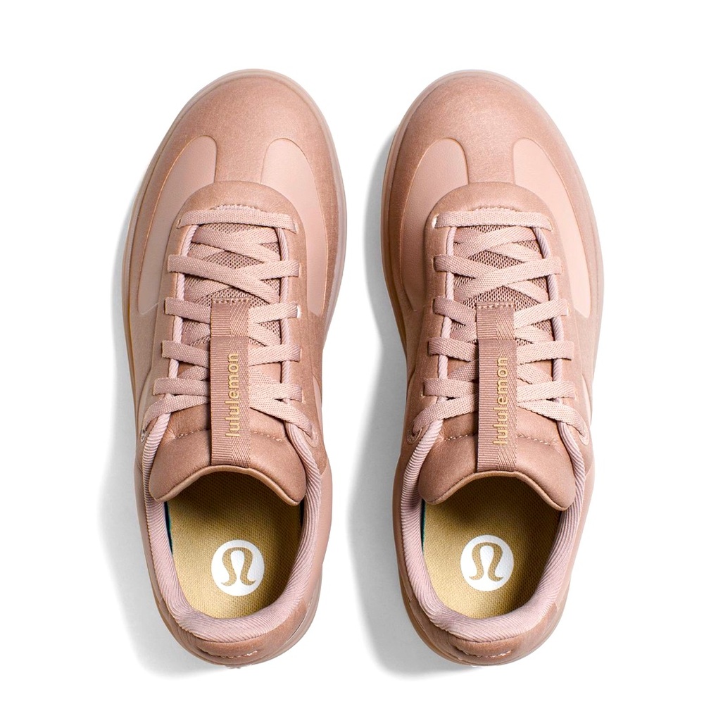 Lululemon W cityverse sneaker NIB NWT! Size 7.5